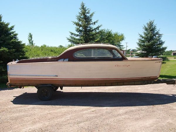 1948 Chris Craft 22' Sportsman Sedan - Image 6