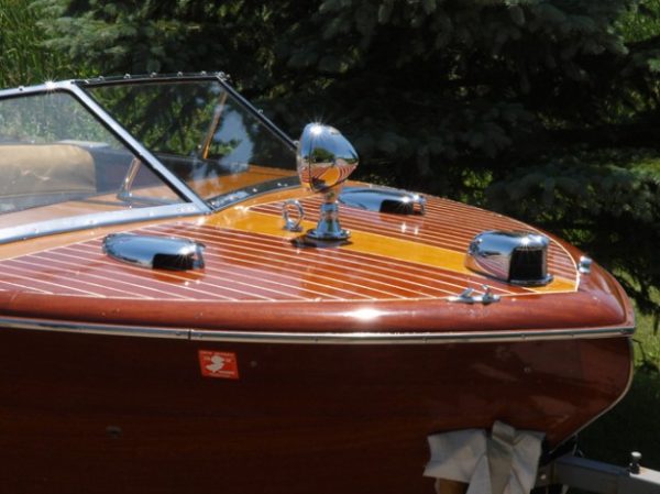 SOLD 1956 Chris Craft 18' Continental - Image 3