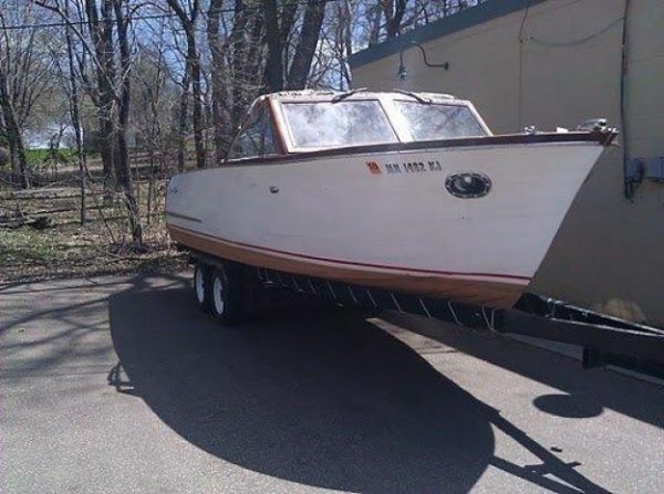 1959 Chris Craft 24' Sportsman