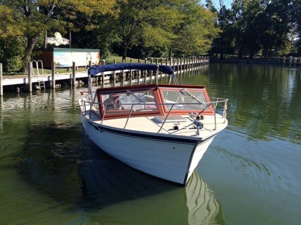 SOLD 1985 Skiff Craft 26’ - Image 5