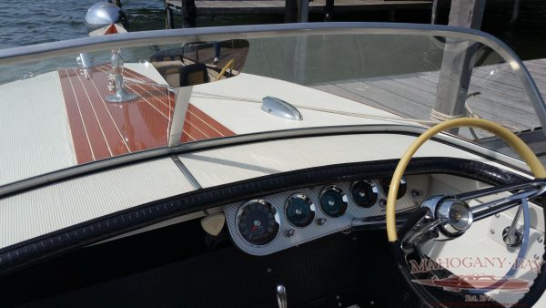 1962 Chris Craft 20' Holiday / Sold - Image 5